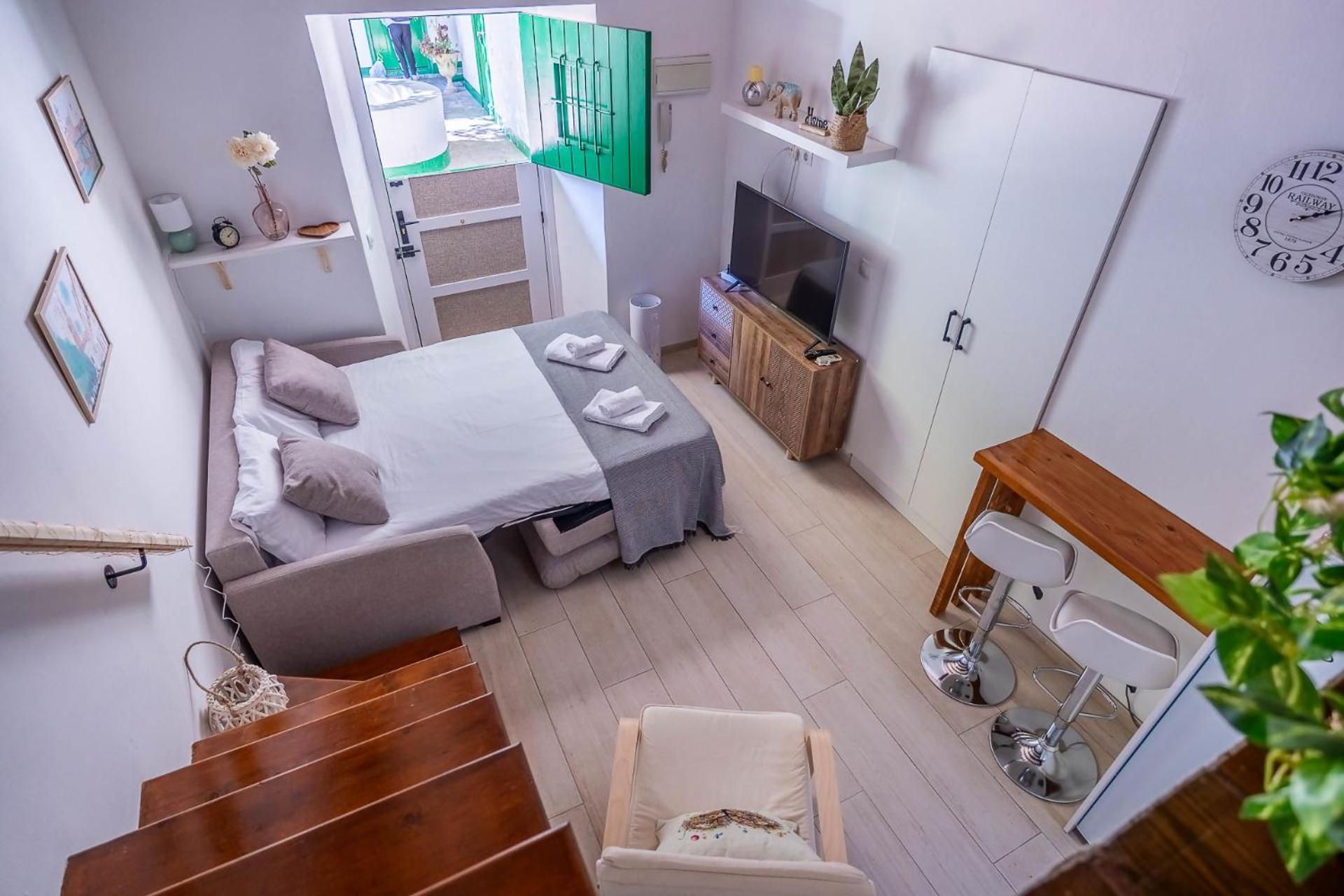 Comfy Away - Estudio En Patio De Vecinos En Las Setas Севилья Экстерьер фото