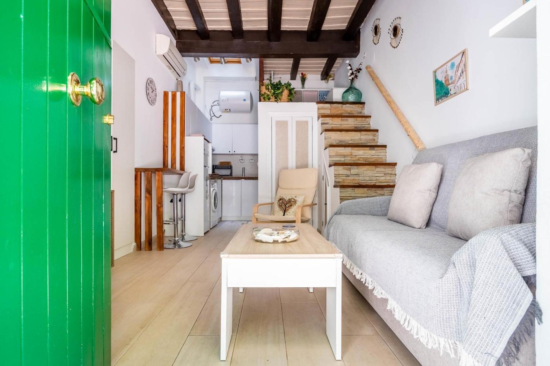 Comfy Away - Estudio En Patio De Vecinos En Las Setas Севилья Экстерьер фото
