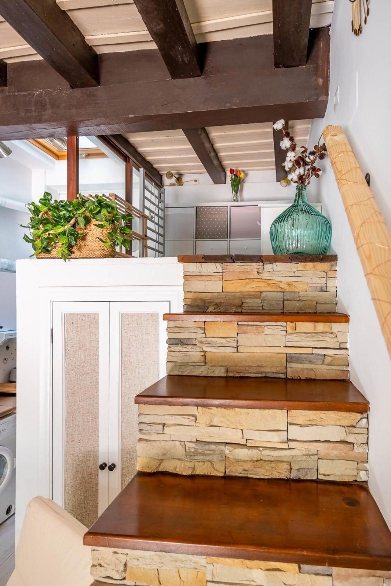 Comfy Away - Estudio En Patio De Vecinos En Las Setas Севилья Экстерьер фото